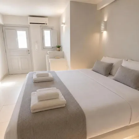 Bed & Breakfast Design Centro Suites- Front