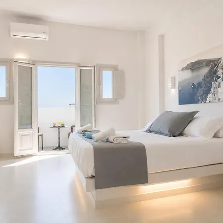 Design Centro Suites- Front 3* Perissa (Santorini)