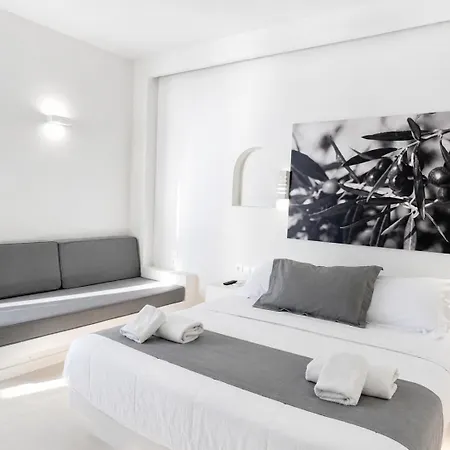 Design Centro Suites- Front Bed & Breakfast 3*